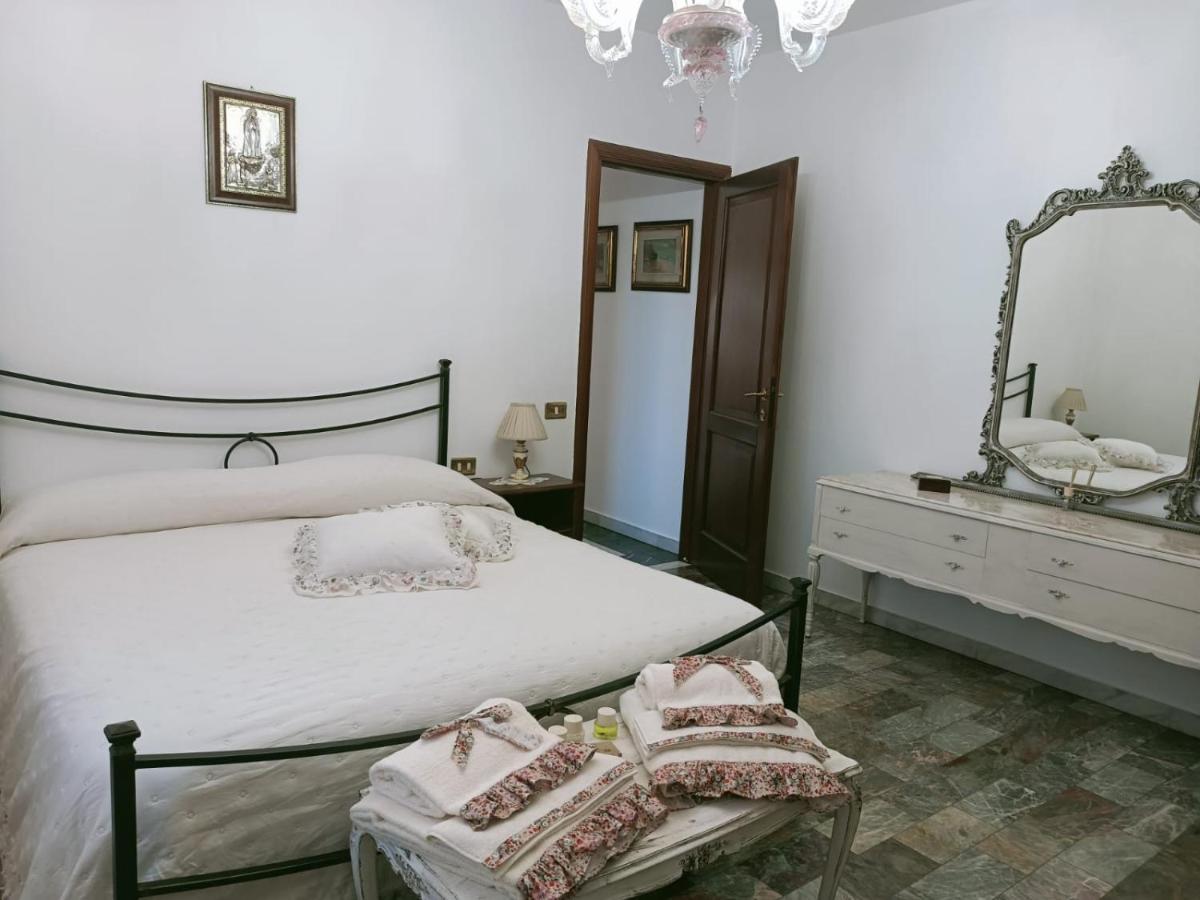 Pirro & Sharon House Bed & Breakfast Pianore Dış mekan fotoğraf