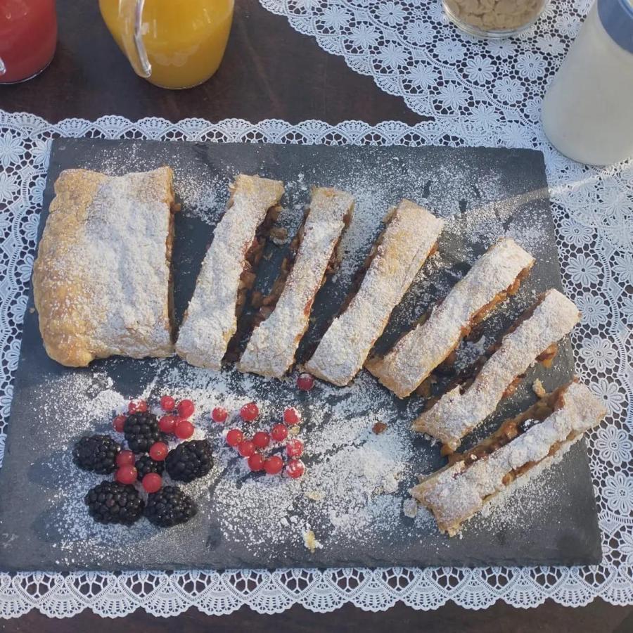 Pirro & Sharon House Bed & Breakfast Pianore Dış mekan fotoğraf